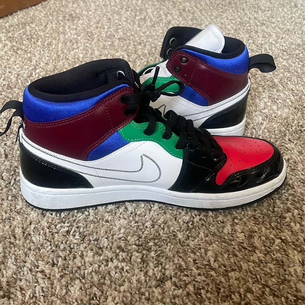 Worn twice Mid Jordan’s men or women
